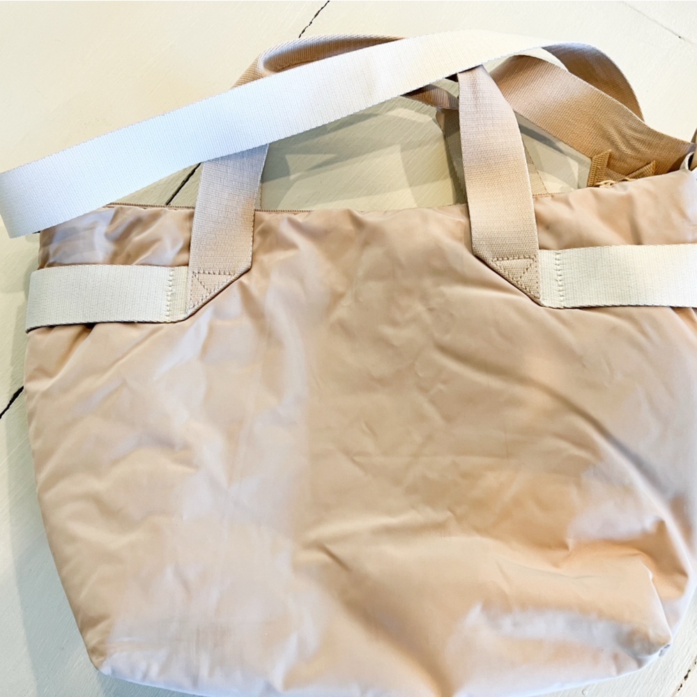 Adidas Originals Neutral beige/tan Puffer Tote Crossbody Bag Athleisure Purse - Picture 5 of 8